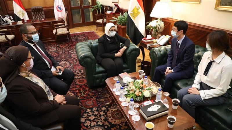 وزيرة الصحة د. هالة