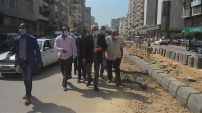 راشد يوجه رؤساء الأحياء بسرعة الانتهاء من مشروعات الطرق لتحقيق السيولة المرورية للمواطنين |صور