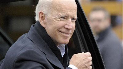 الرئيس الأمريكي مازحًا: كنت عضوا في مجلس الشيوخ لمدة 370 عاما