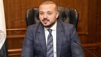  محمد الجارحي يتقدم بأوراق ترشحه لانتخابات الأهلي 