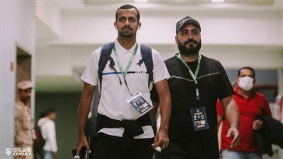 حافلة الزمالك تصل ملعب برج العرب استعدادًا لملاقاة توسكر الكيني | صور