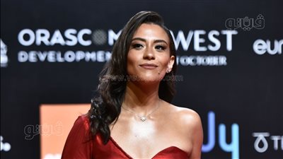 جالا هشام تتألق بالأحمر في ختام مهرجان الجونة السينمائي| صور