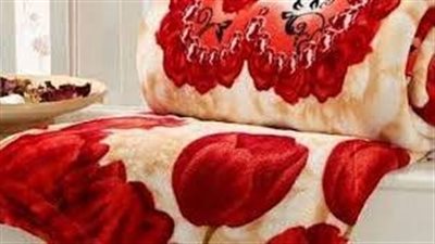 تفسير حلم البطانية في المنام وعلاقته بمساعدة الآخرين وفعل الخير