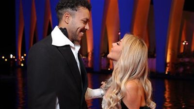 إطلالة لافتة لـ رزان مغربي مع ويجز في ختام مهرجان الجونة