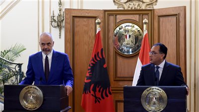رئيسا الوزراء المصري والألباني يعقدان مؤتمرا صحفيا عقب جلسة مشاورات موسعة