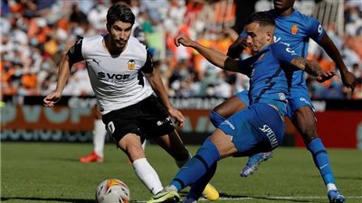 فالنسيا يخطف تعادلًا قاتلًا من مايوركا 2/2 في الليجا