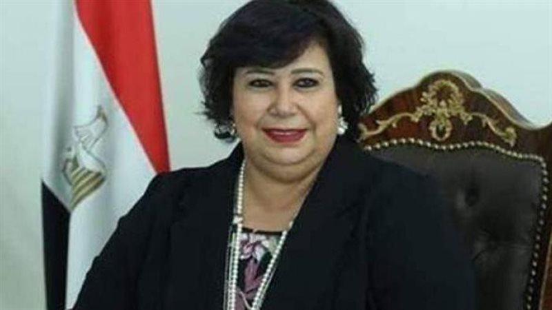 الدكتورة إيناس عبد