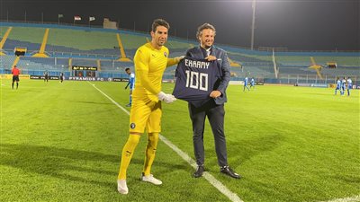 بيراميدز يحتفل بالمباراة القارية رقم ١٠٠ لشريف إكرامي | صور