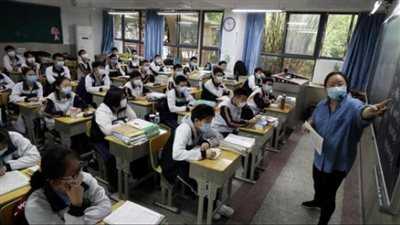 ارحموا الطلبة.. الصين تصدر قانونًا جديدًا للدراسة 