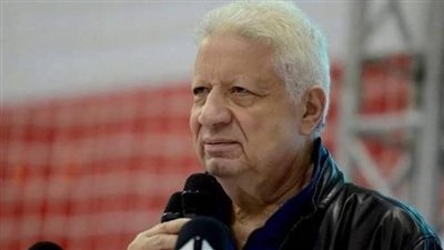  الصور الأولى لمرتضى منصور داخل محكمة القضاء الإداري عقب حكم عودته لرئاسة الزمالك 