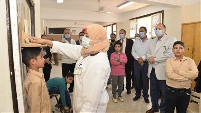 انطلاق فعاليات الكشف عن أمراض السمنة والتقزم بمدارس أسيوط