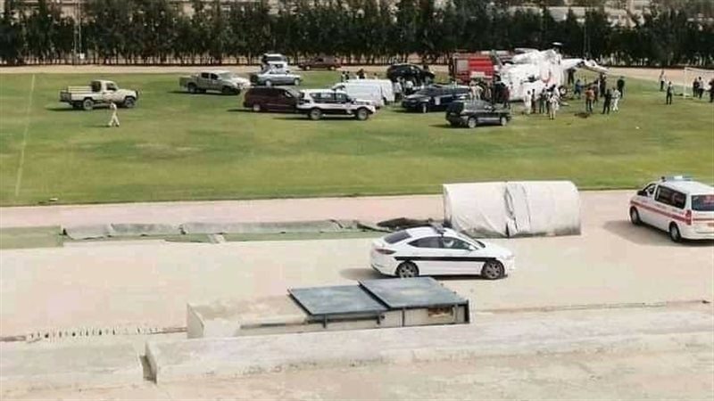 سقوط طائرة تحمل أموالا