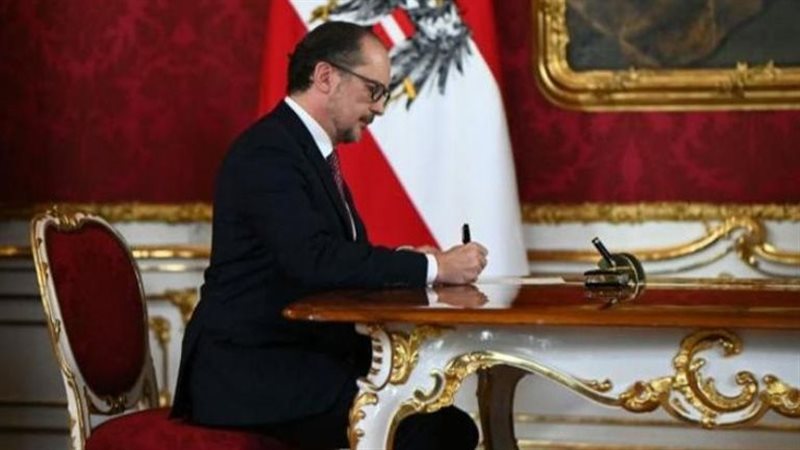 مستشار النمسا ألكسندر