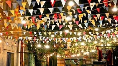 حكم تعليق زينة رمضان في المساجد والبيوت وشراء الفانوس