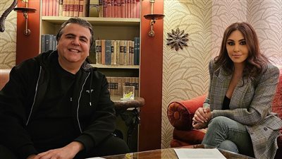 ماجي بو غصن تعلن غناء إليسا شارة مسلسل 