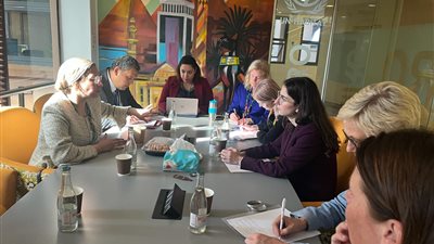 وزيرة البيئة: تطور مفاوضات الصك الدولي الملزم قانونًا بشأن التلوث بالمواد البلاستيكية