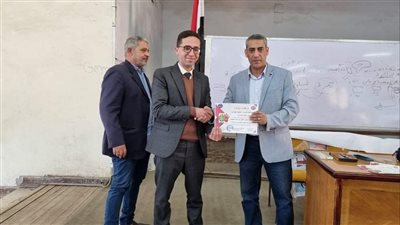 تجارة بنها تنظم ندوة توعوية بعنوان تقدر من غيرها 