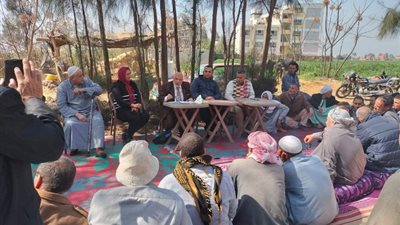 زراعة الشرقية: تنفيذ مدرسة حقلية عن زراعة بنجر السكر بالحسينية