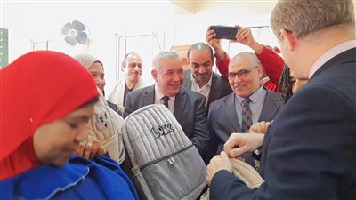 السفير البريطاني في مصر يتابع مشروعات التعاون مع وزارة التضامن الاجتماعي 