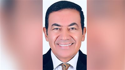 الدكتور محمد الفار ابن جامعة المنصورة ضيف الشرف لمؤتمرين ببراغ وباريس