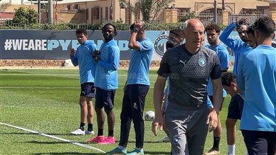 تأكيدا لفيتو، ظهور الدولي فيستون ماييلي بتدريبات بيراميدز (صور)