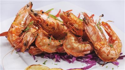 طريقة عمل الجمبري بالزبدة، لذيذ ومميز وسهل التحضير 