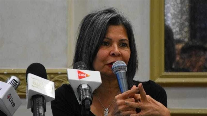 الفنانة سلوى محمد