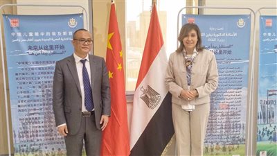 وزيرة الثقافة تفتتح معرِض العاصمة الإدارية الجديدة في عيون أطفال مصر والصين (صور)