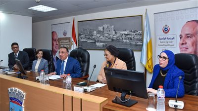 محافظ الإسكندرية يتابع الموقف التنفيذي للمبادرة الرئاسية الألف يوم الذهبية