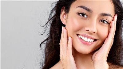 قناع طبيعي لتفتيح البشرة وجعلها صافية ومضيئة