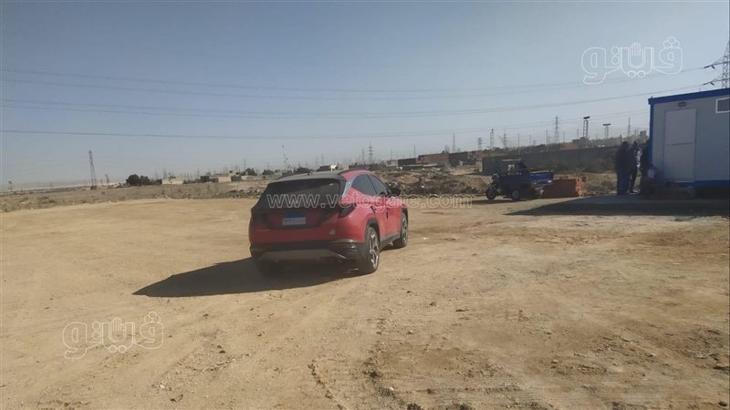 أرض سوق السيارات
