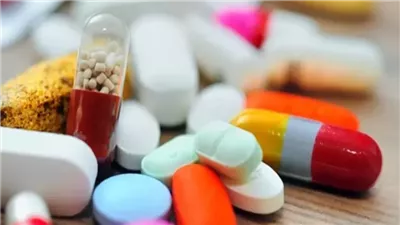 الحق في الدواء: البنك المركزي يقرر توفير مليار و300 مليون دولار لشركات ومصانع الأدوية 