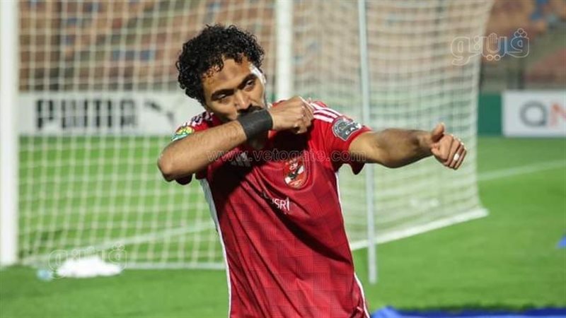 حسين الشحات، فيتو