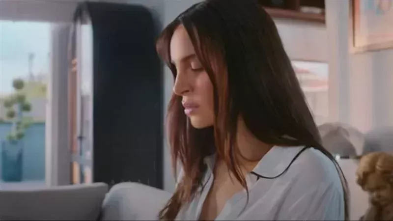 آمال ماهر، فيتو