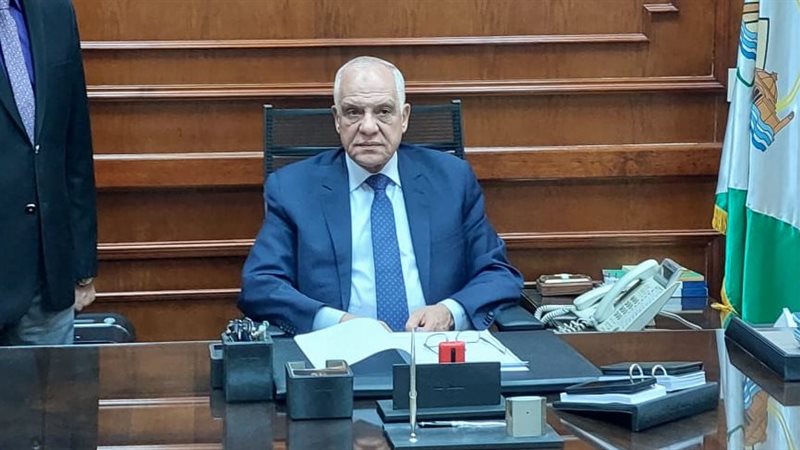 محافظ الجيزة اللواء
