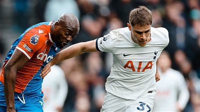 توتنهام يفوز على كريستال بالاس 3-1 في الدوري الإنجليزي 