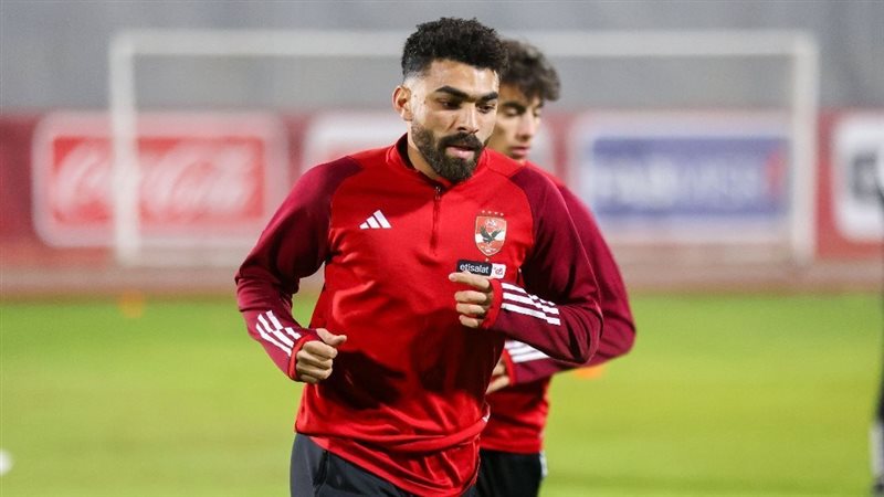 خالد عبد الفتاح لاعب