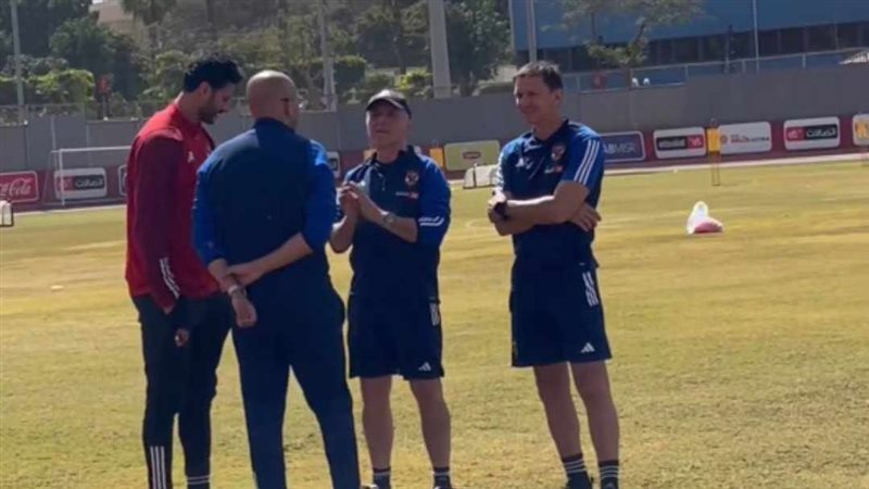 كولر خلال جلسته مع