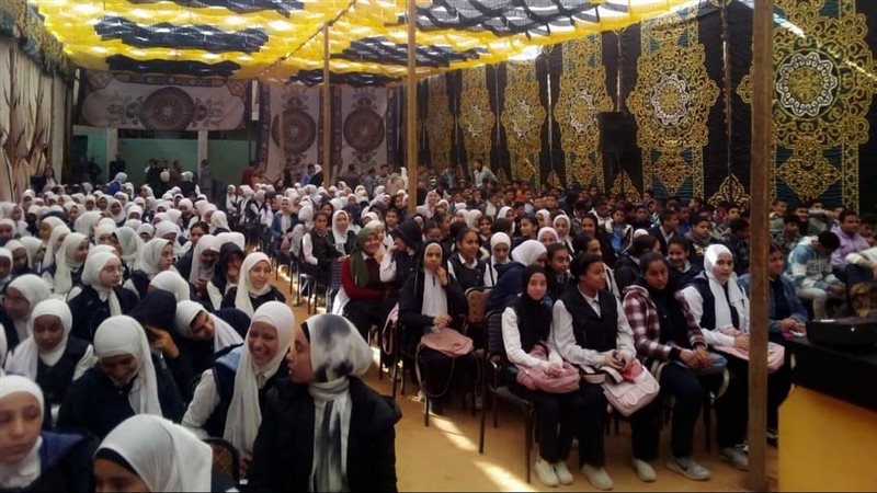 قوافل المدارس بأسيوط،