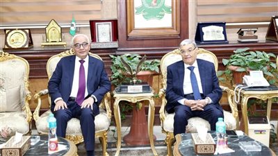 وزير التعليم يواصل جولاته التفقدية بزيارة محافظة المنيا 