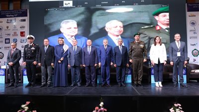 أسامة ربيع: هيئة قناة السويس تحرص على توطين الصناعات الصديقة للبيئة 