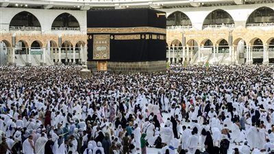 تفاصيل مناقشات ضوابط العمرة للموسم الجديد.. تفويج أولى رحلات العمرة في الأسبوع الأخير من سبتمبر الجاري.. والاستقرار على العمل بنظام السقف المفتوح لتأشيرات العمرة