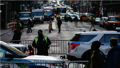 إصابة 4 أشخاص إثر حريق ضخم في سوق بولاية تكساس الأمريكية (فيديو)