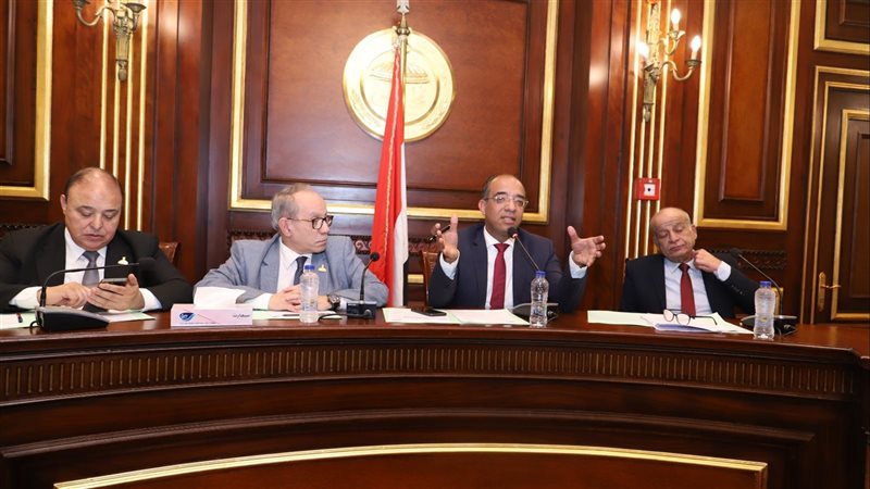 اجتماع لجنة الصحة