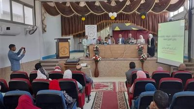 مركز إعلام الخارجة يناقش إجراءات التكيف مع التغيرات المناخية 