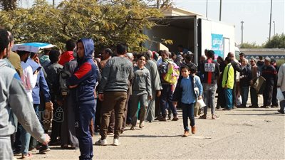 زحام على السكر والزيت والأرز بمعرض أهلا رمضان بمدينة نصر (فيديو وصور)