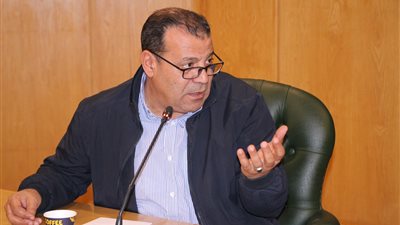 عصام كامل يكشف عن لوبي فساد داخل وزارة التربية والتعليم في أزمة مدرسة القادة