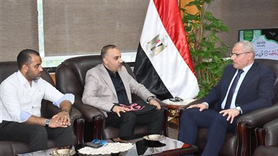 رئيس جامعة قناة السويس يستقبل مدير المركز القومي للسينما
