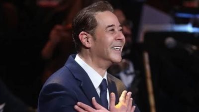 إهداء من الشركة المتحدة، أغنية 