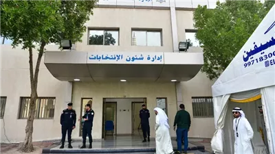  السعدون صاحب الـ 90 سنة أبرز المرشحين، الكويت تستعد لانتخاب أول برلمان 